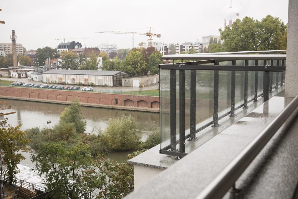 Apartament Bridge Вроцлав Екстериор снимка